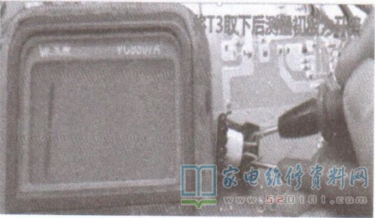 长虹60Q3T液晶电视背光不亮的故障维修 第1张